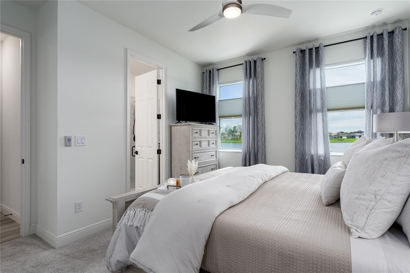 Image 11 of 53 For 9577 Sandy Bluffs Circle
