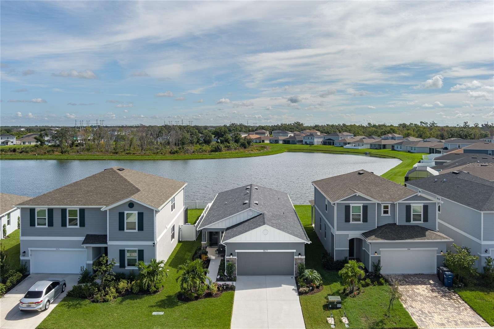 Image 3 of 53 For 9577 Sandy Bluffs Circle