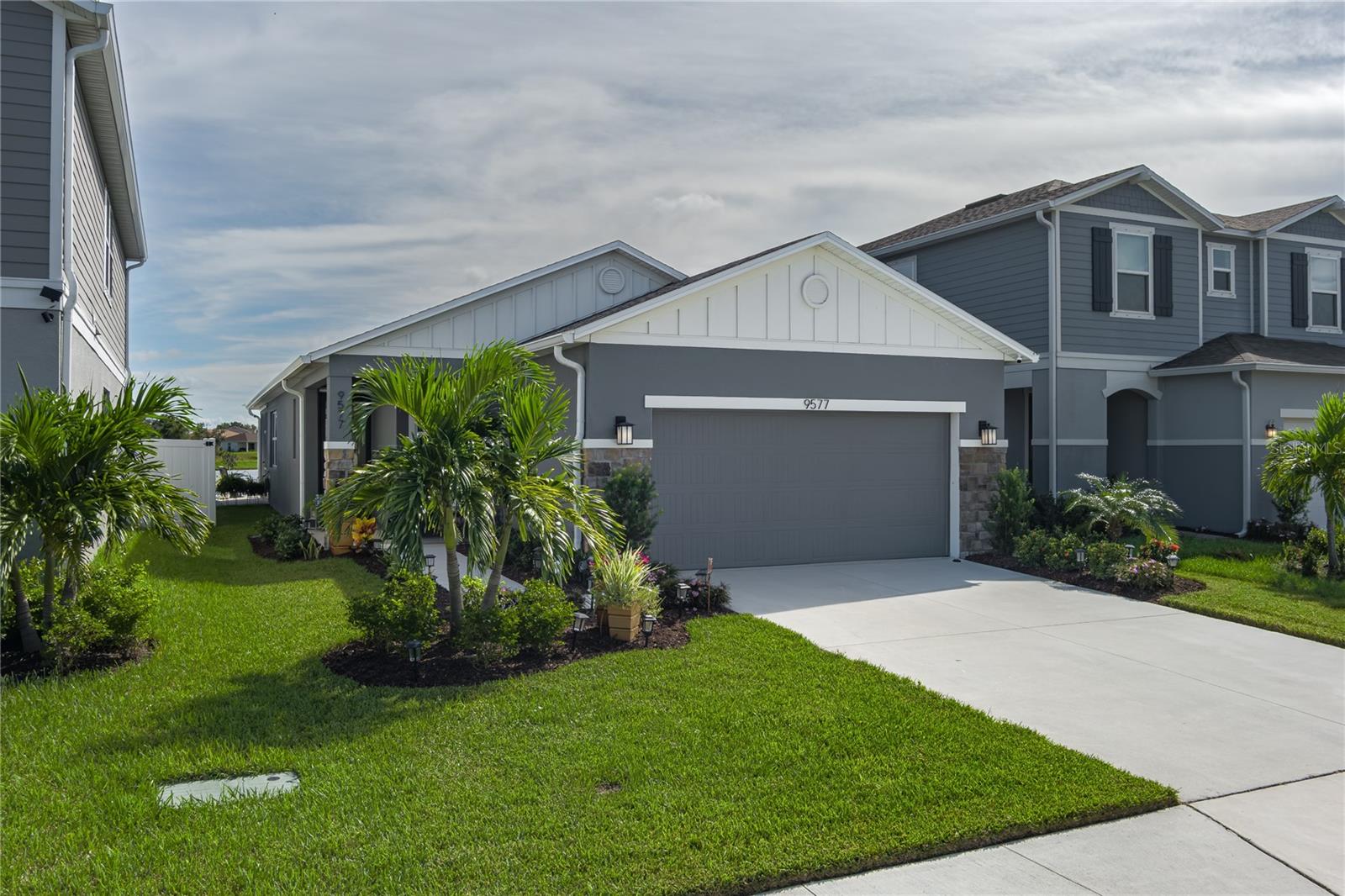 Image 30 of 53 For 9577 Sandy Bluffs Circle