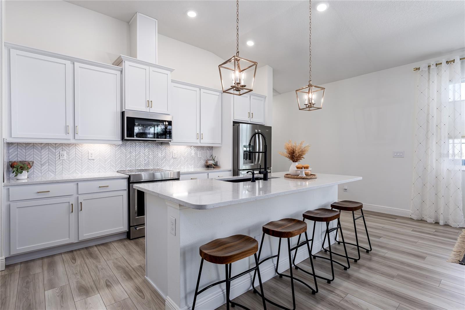 Image 4 of 53 For 9577 Sandy Bluffs Circle