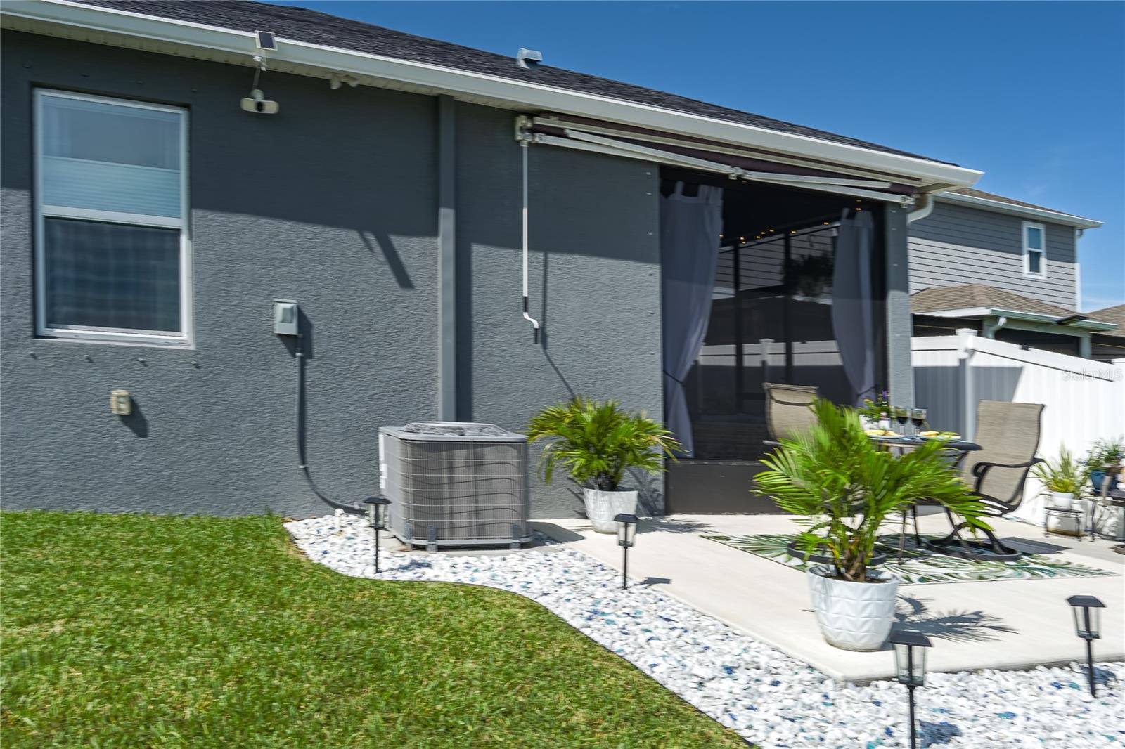 Image 42 of 53 For 9577 Sandy Bluffs Circle