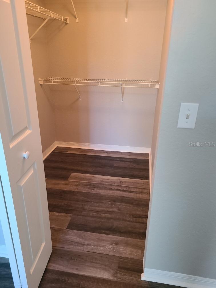 Image 10 of 18 For 8933 Manor Loop 202