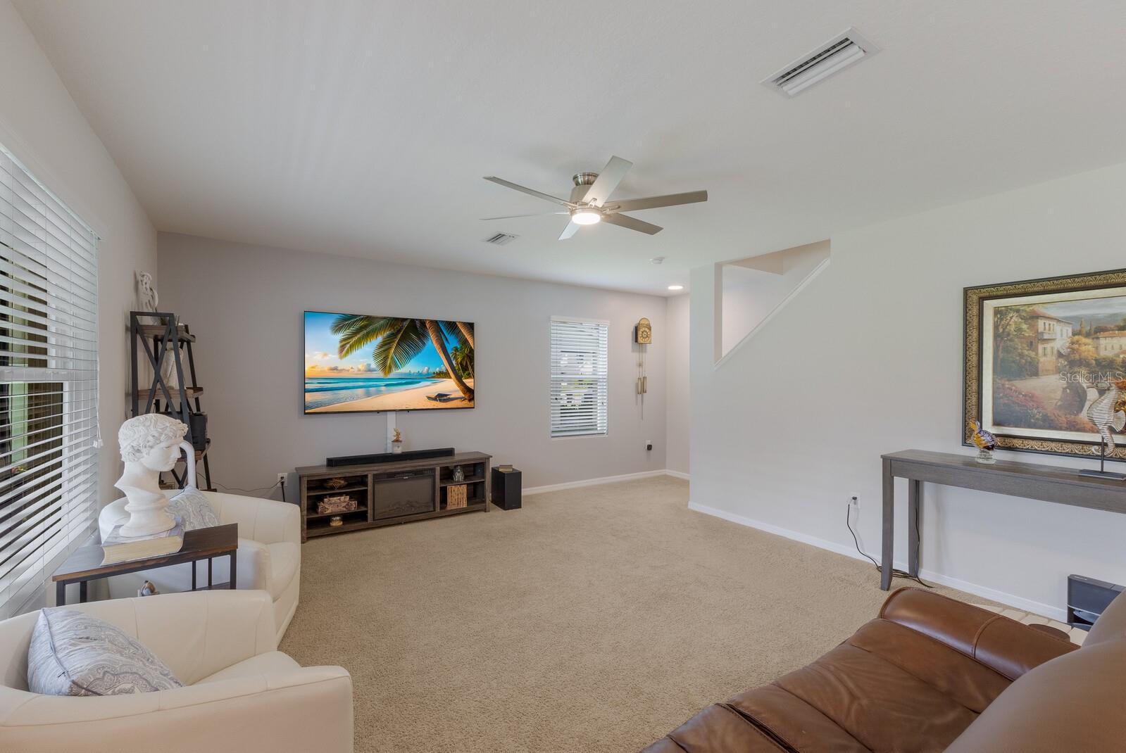Image 16 of 77 For 343 Tierra Verde Way