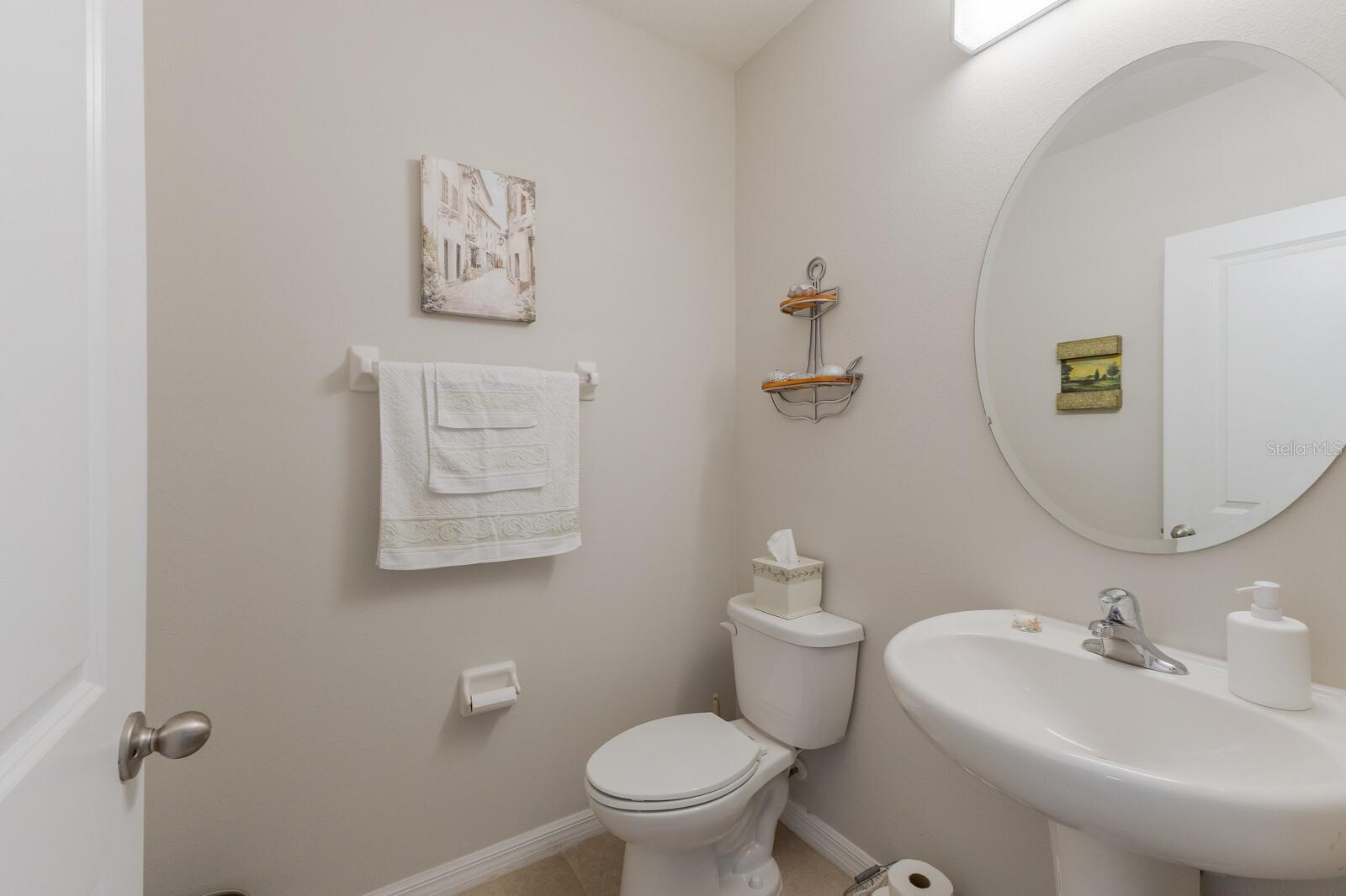 Image 18 of 77 For 343 Tierra Verde Way