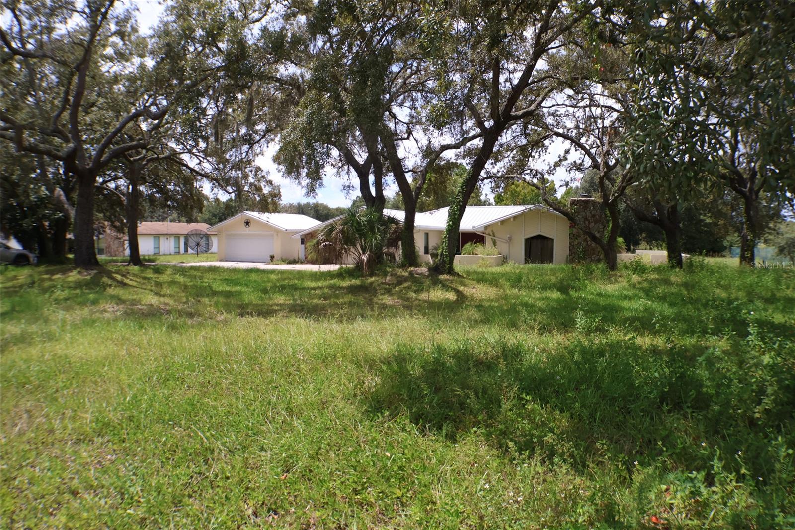 Image 26 of 27 For 18923 Rolling Oak Drive