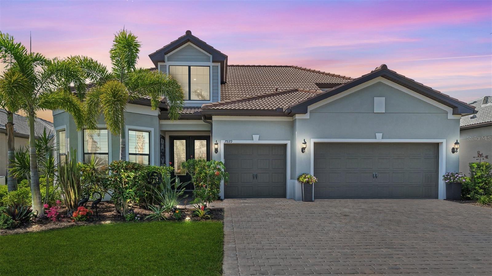 Image 3 of 90 For 7889 Mainsail Lane
