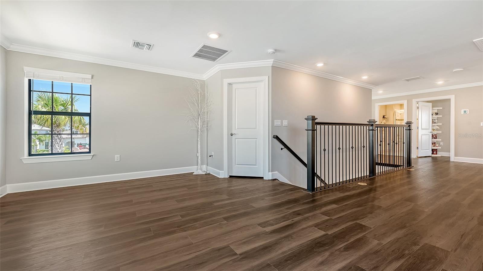 Image 49 of 90 For 7889 Mainsail Lane