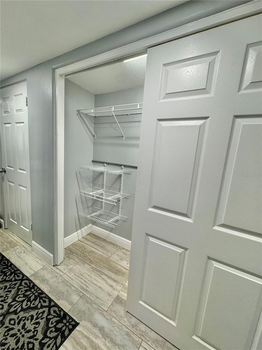 Image 18 of 20 For 224 6th Avenue N 7