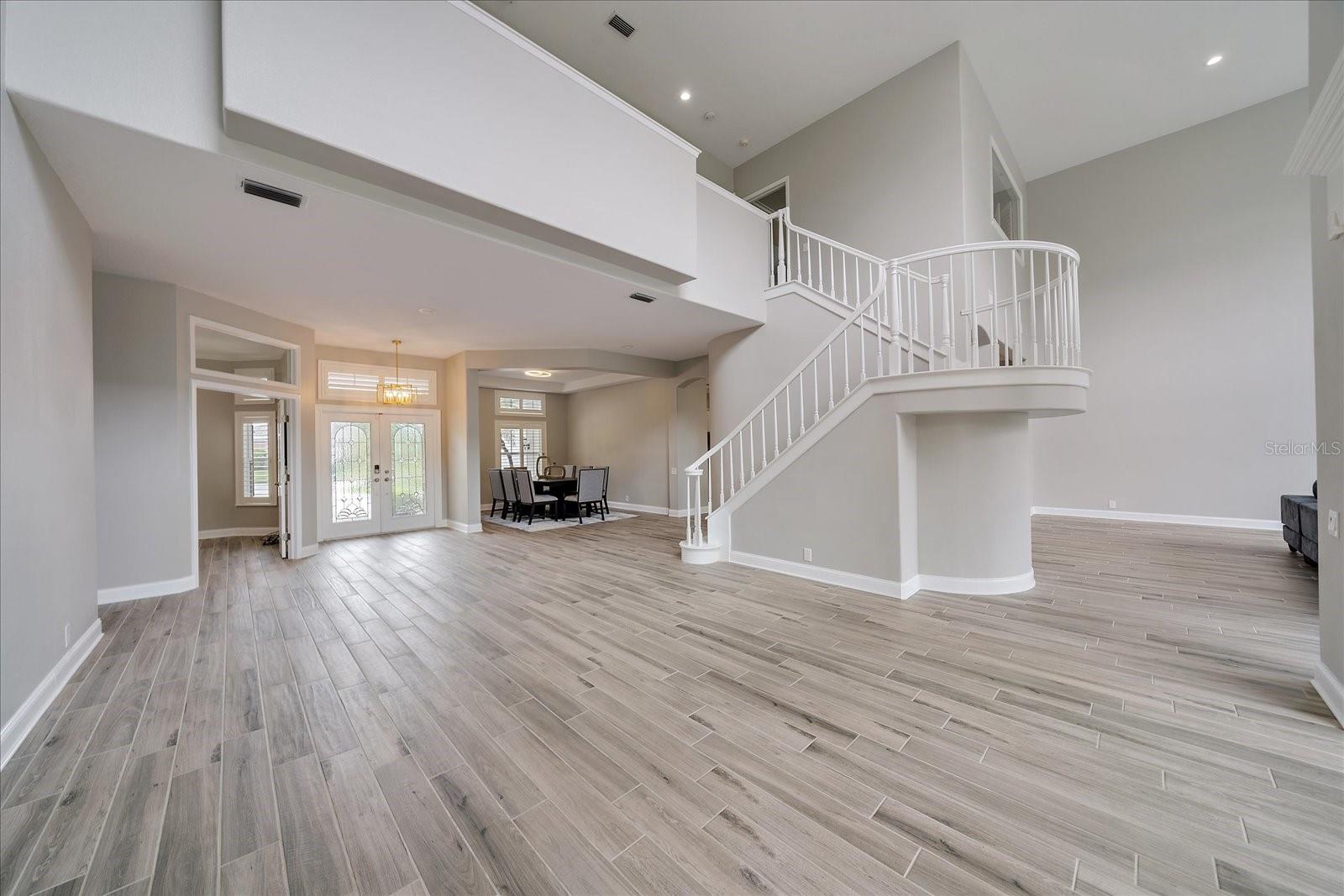 Image 12 of 100 For 6911 Riversedge Street Circle