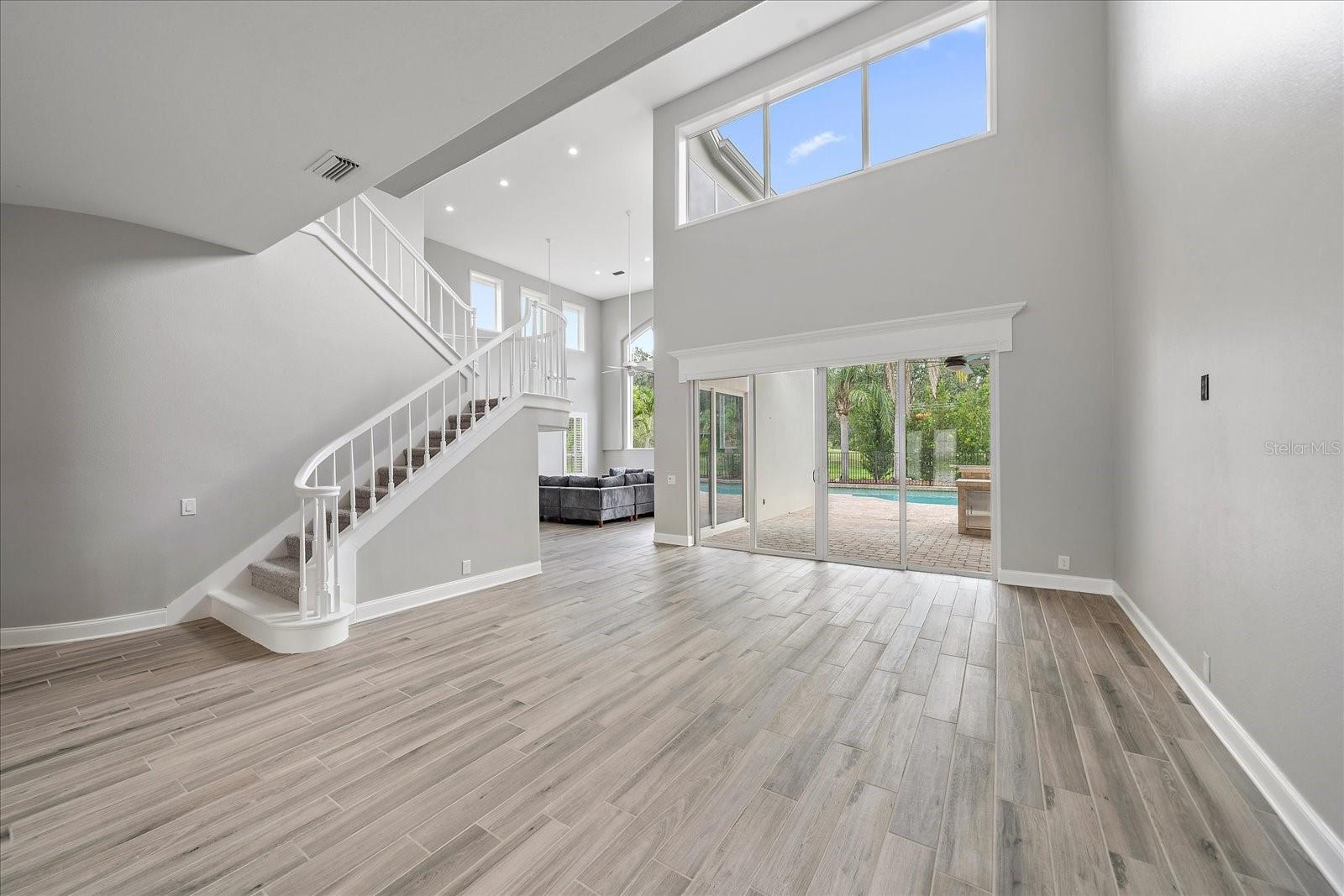 Image 20 of 100 For 6911 Riversedge Street Circle