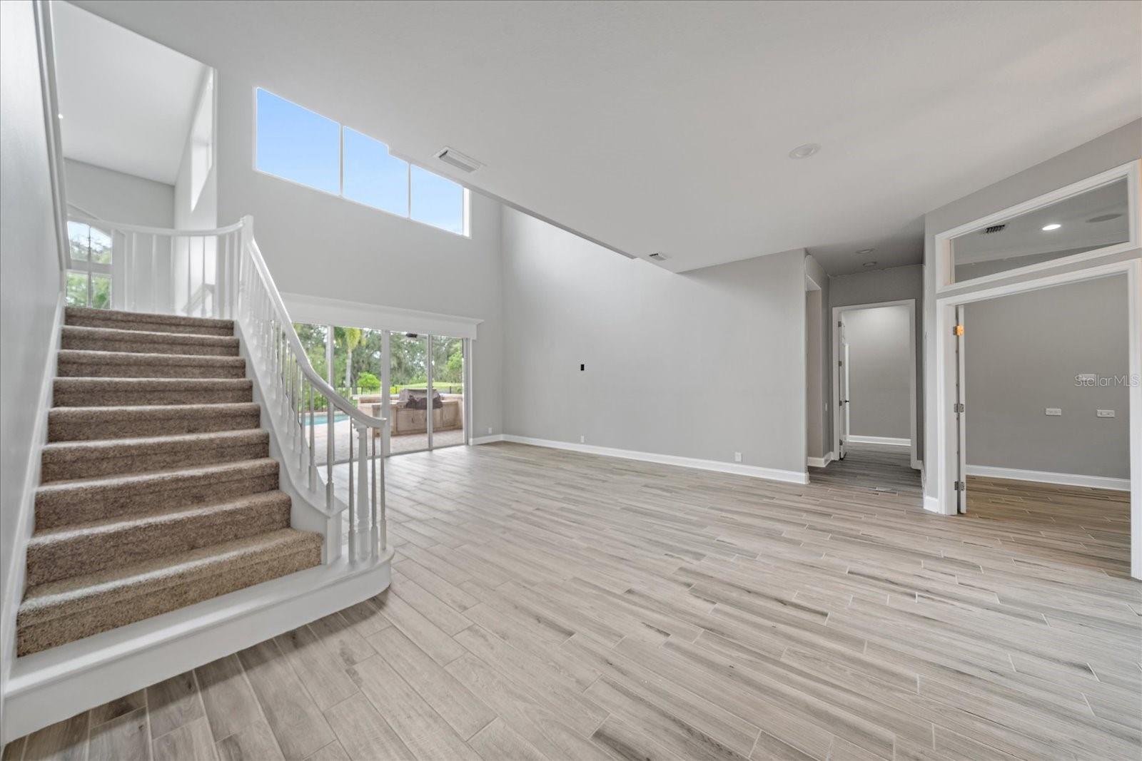 Image 22 of 100 For 6911 Riversedge Street Circle