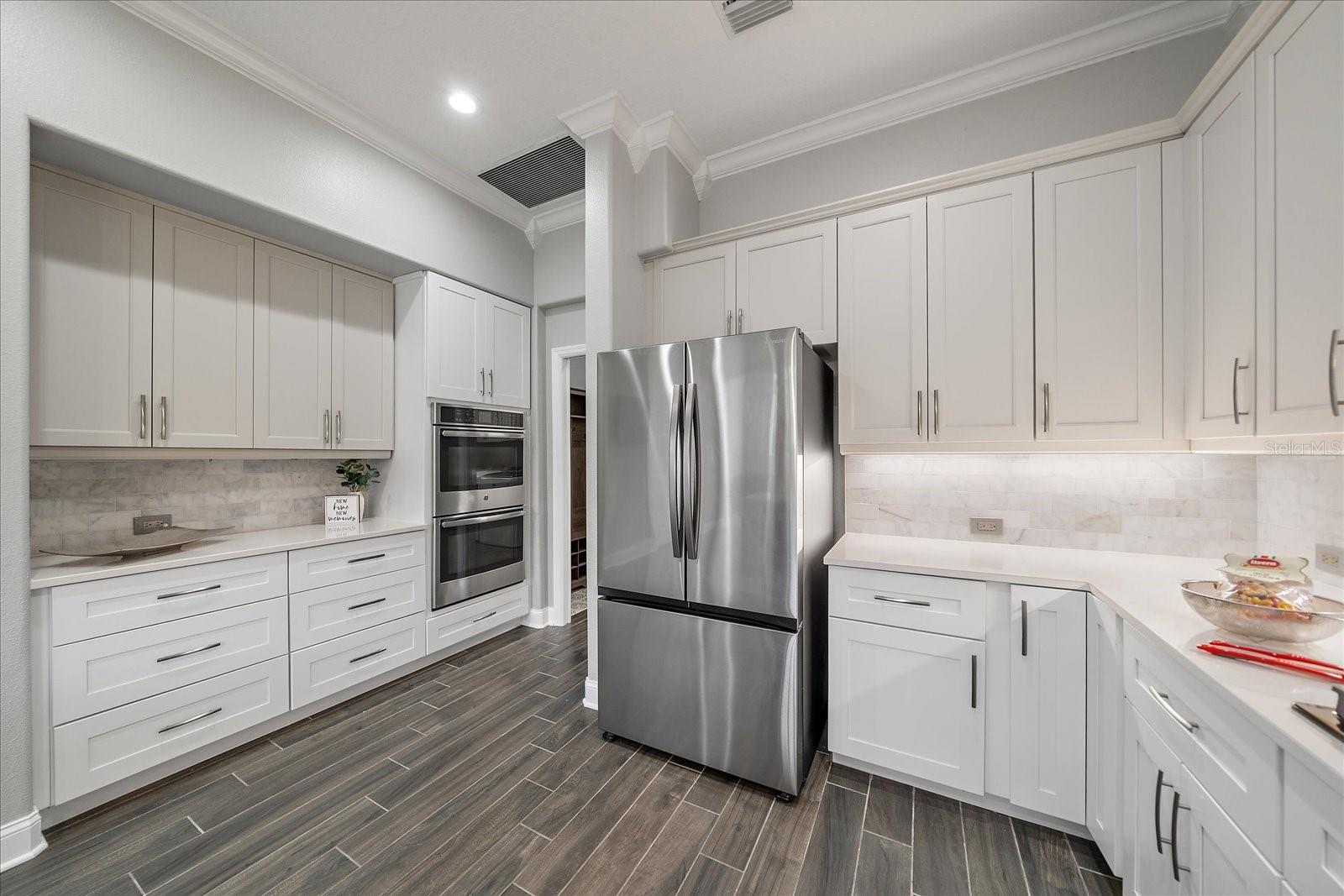 Image 45 of 100 For 6911 Riversedge Street Circle