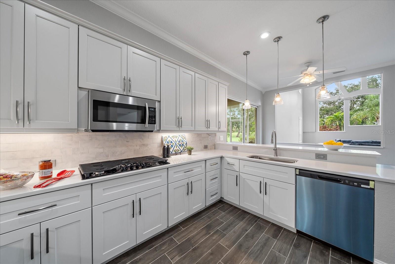 Image 54 of 100 For 6911 Riversedge Street Circle