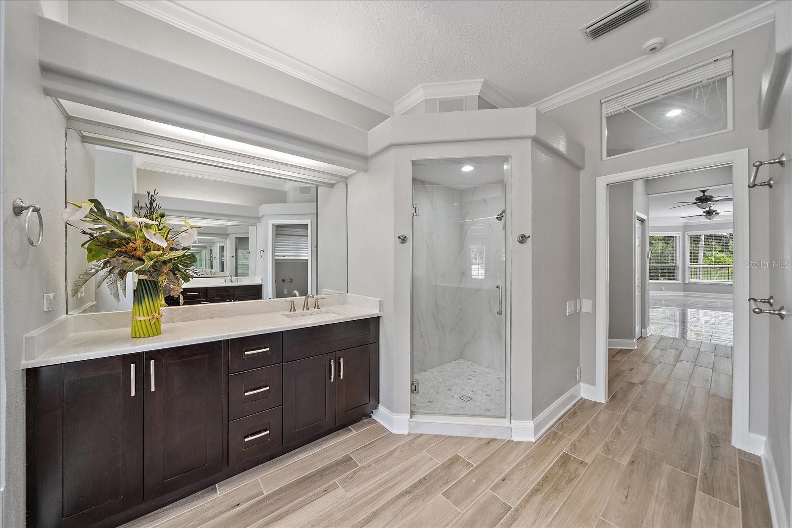 Image 77 of 100 For 6911 Riversedge Street Circle