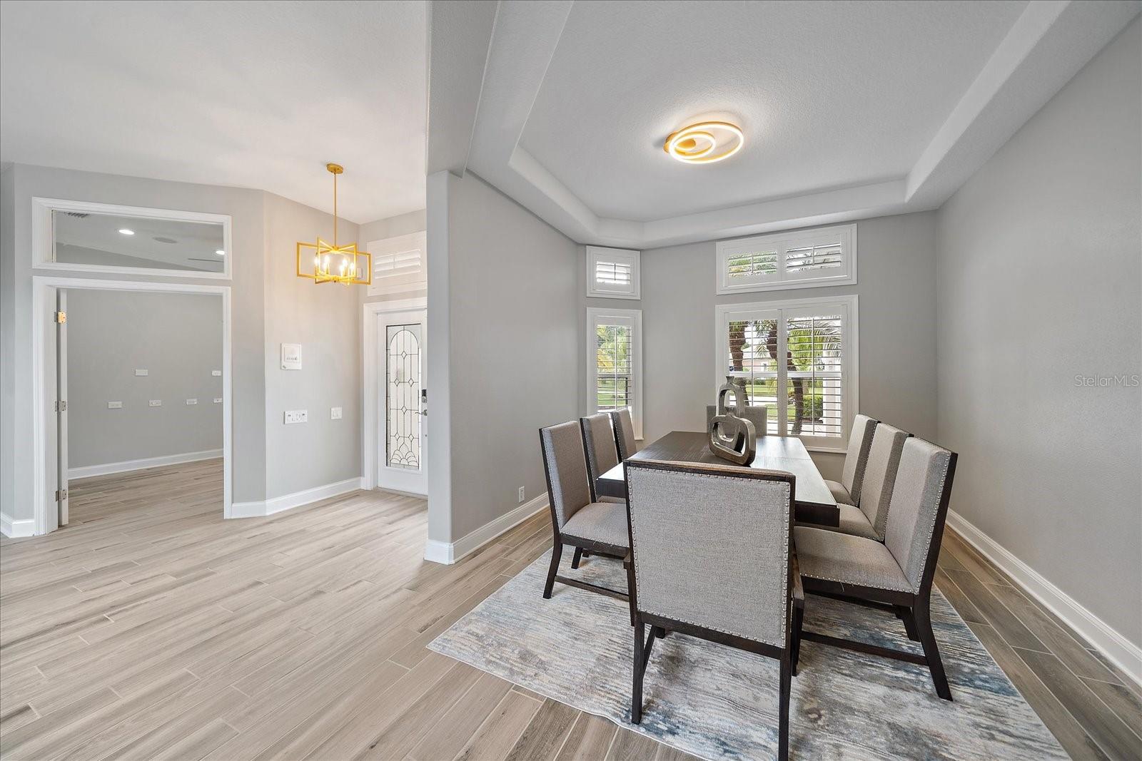 Image 8 of 100 For 6911 Riversedge Street Circle