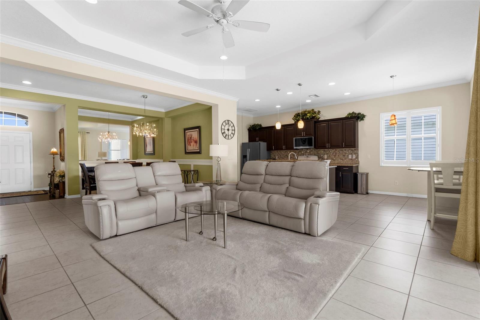 Image 16 of 41 For 4720 Claremont Park Drive