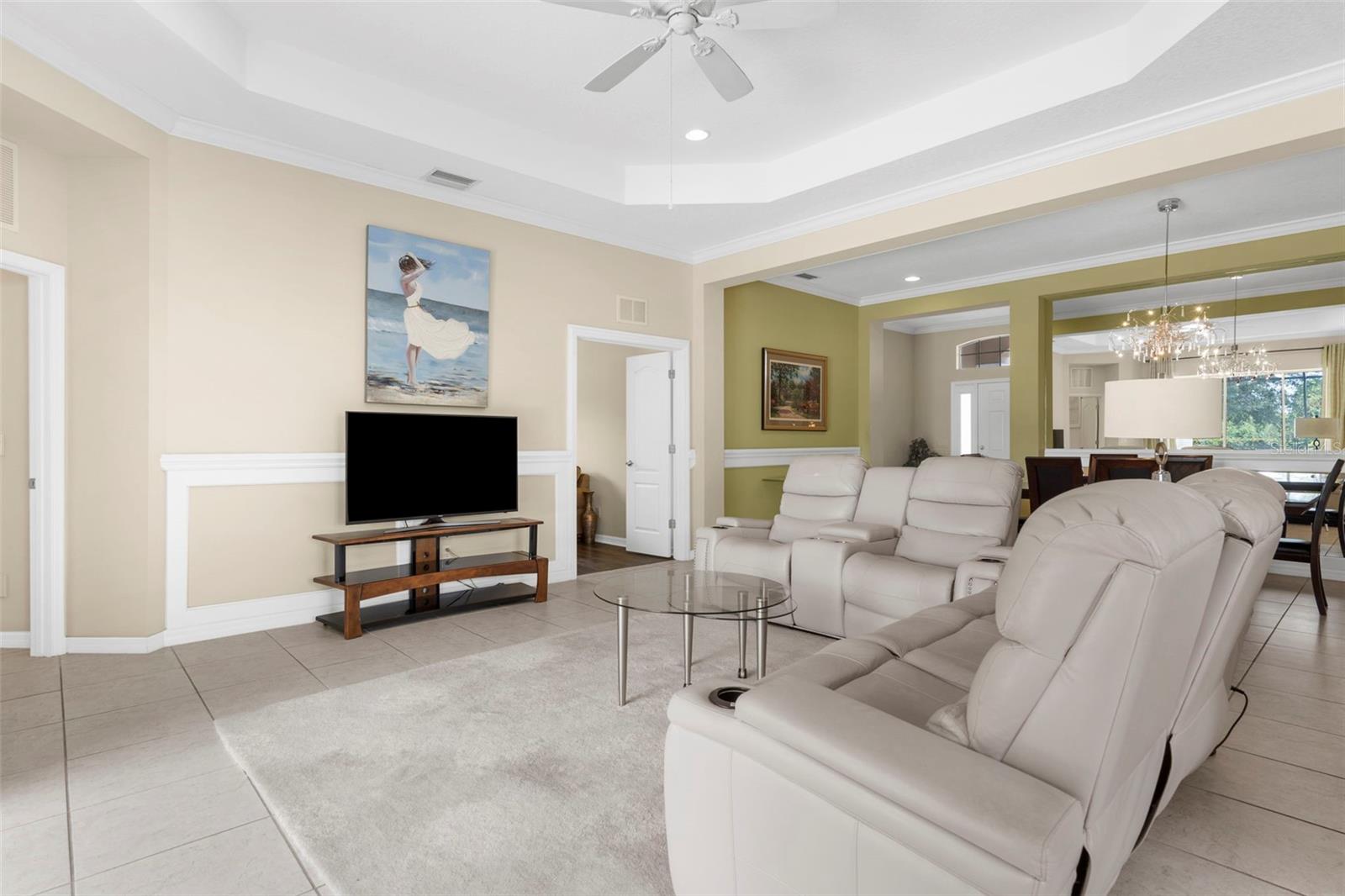 Image 17 of 41 For 4720 Claremont Park Drive