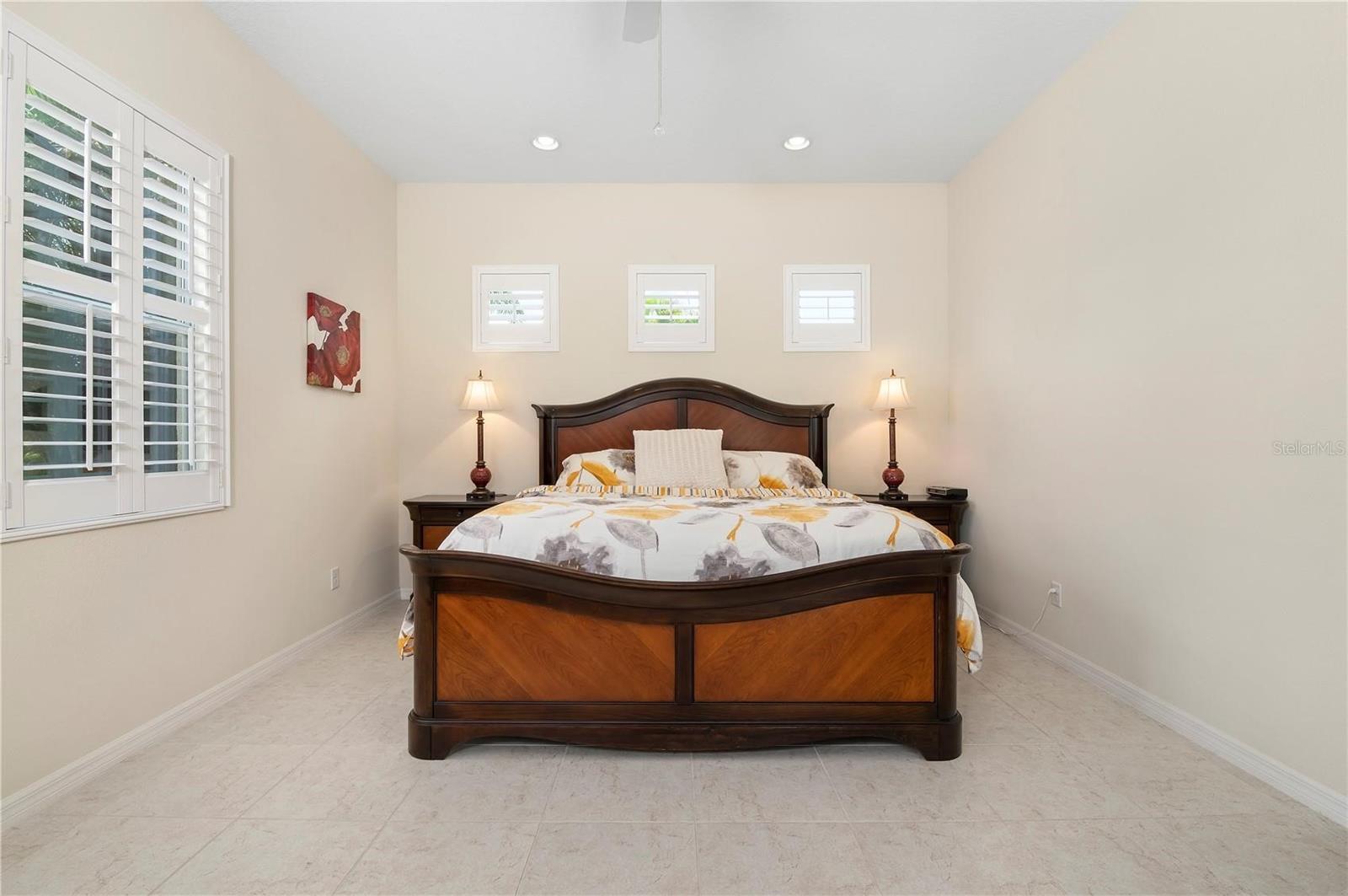 Image 22 of 41 For 4720 Claremont Park Drive