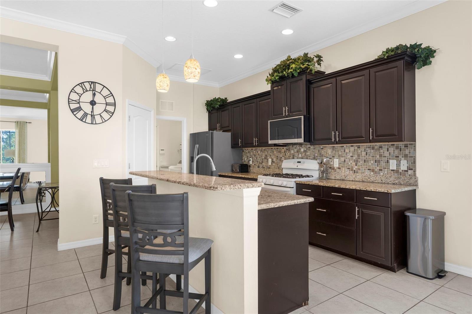 Image 8 of 41 For 4720 Claremont Park Drive