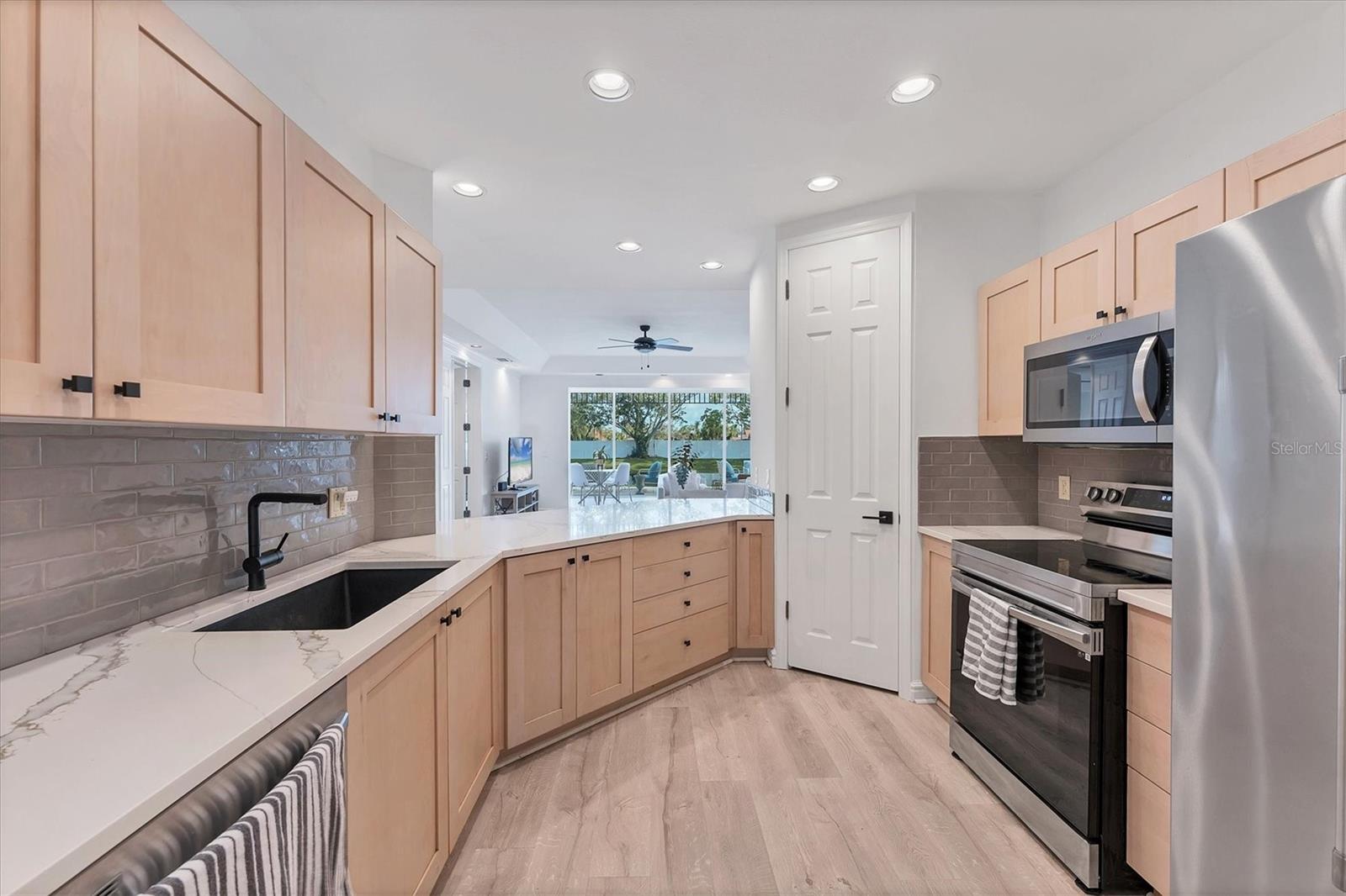 Image 10 of 31 For 3705 54th Drive W 102