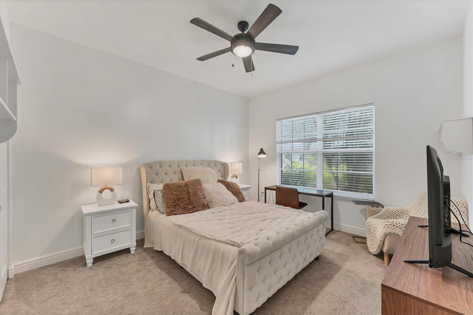 Image 19 of 31 For 3705 54th Drive W 102