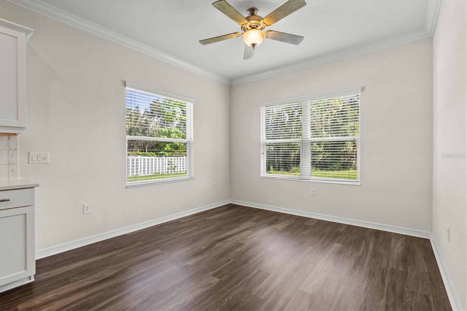 Image 21 of 100 For 128 Avens Dr