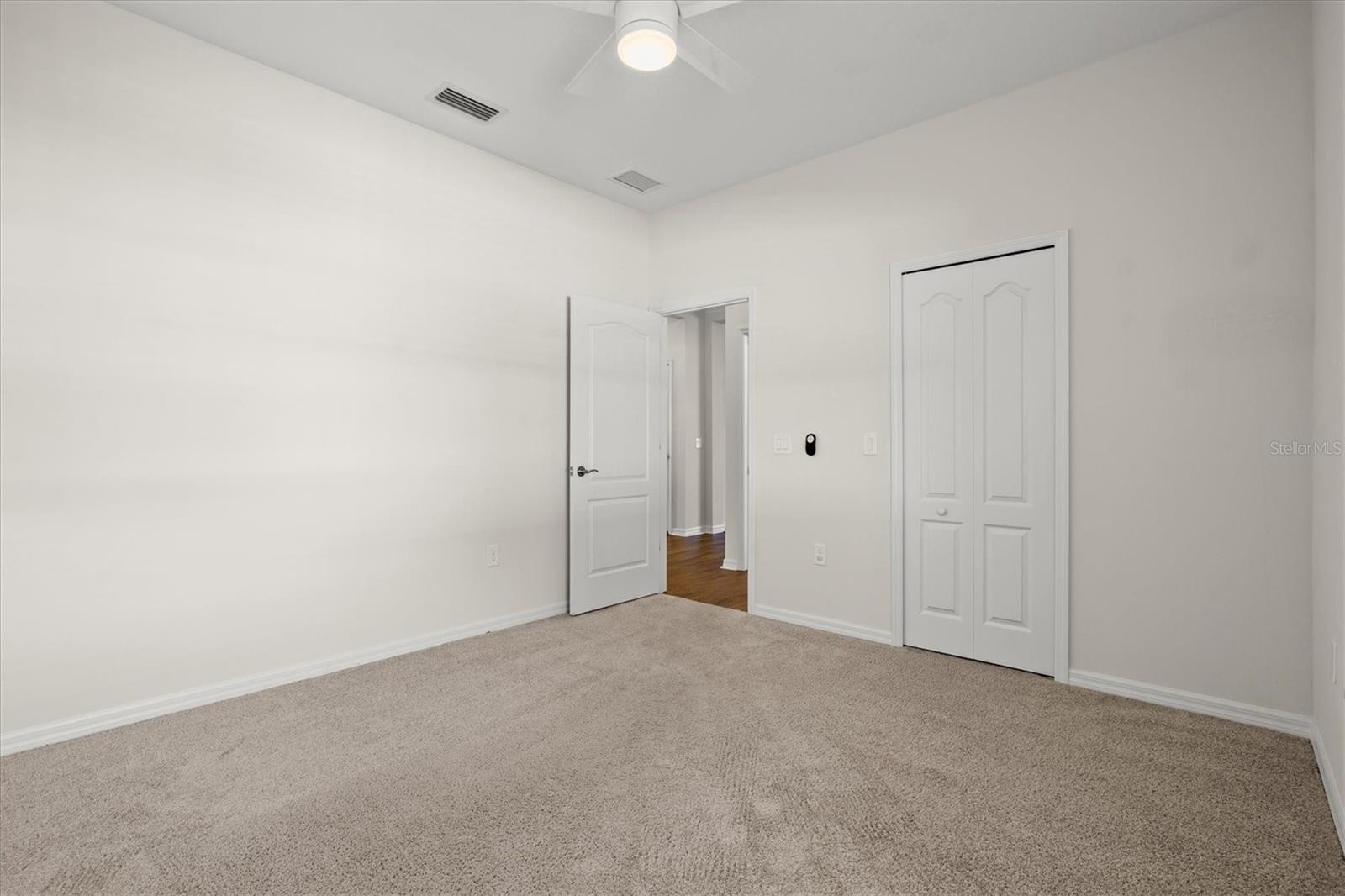 Image 32 of 100 For 128 Avens Dr