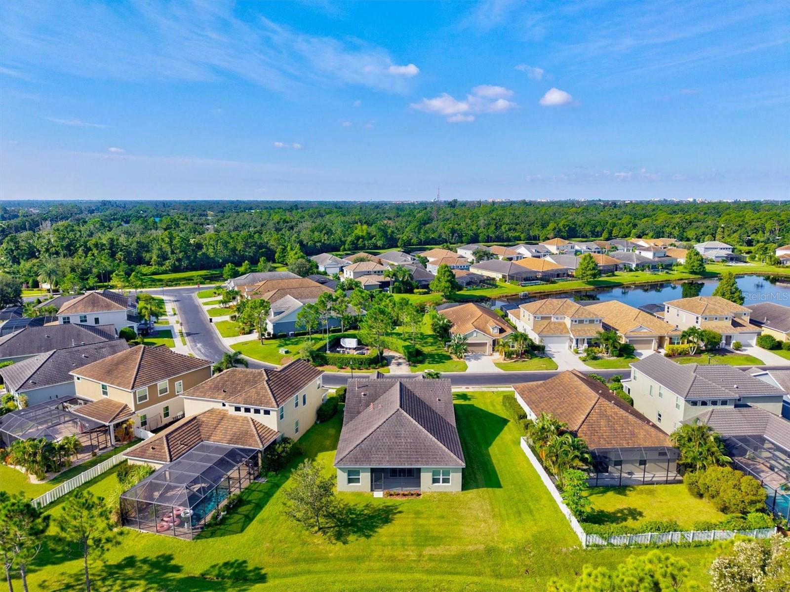 Image 52 of 100 For 128 Avens Dr
