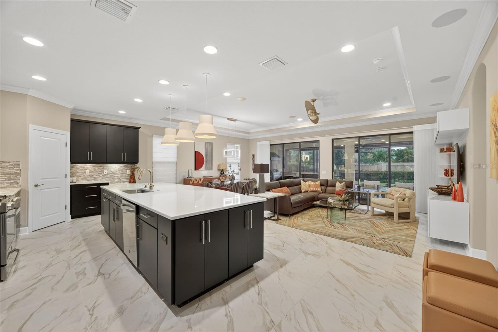 Image 9 of 65 For 13038 Prima Drive