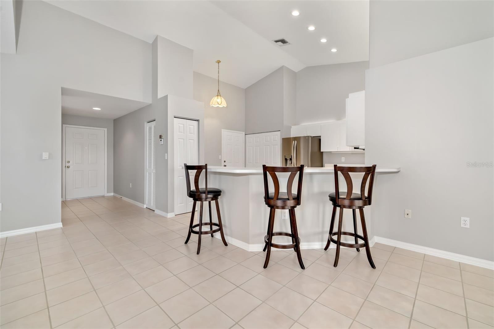 Image 13 of 46 For 2608 Edgewater Court
