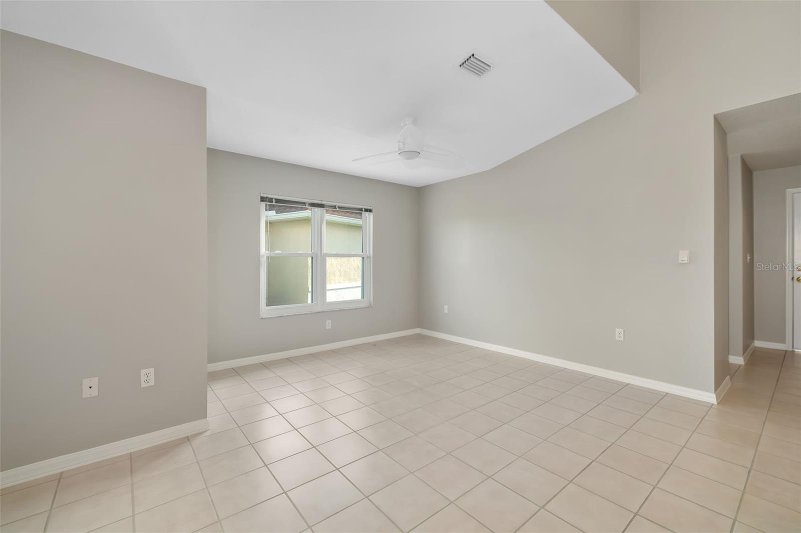 Image 14 of 46 For 2608 Edgewater Court
