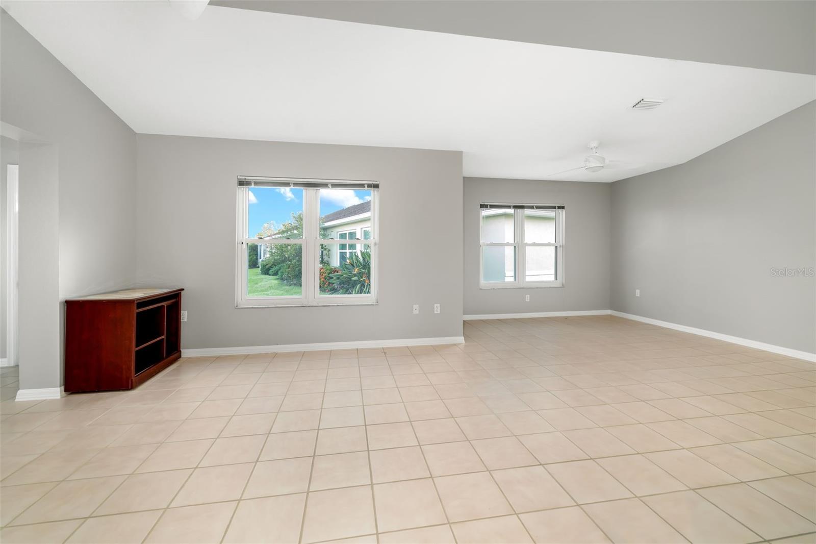 Image 15 of 46 For 2608 Edgewater Court