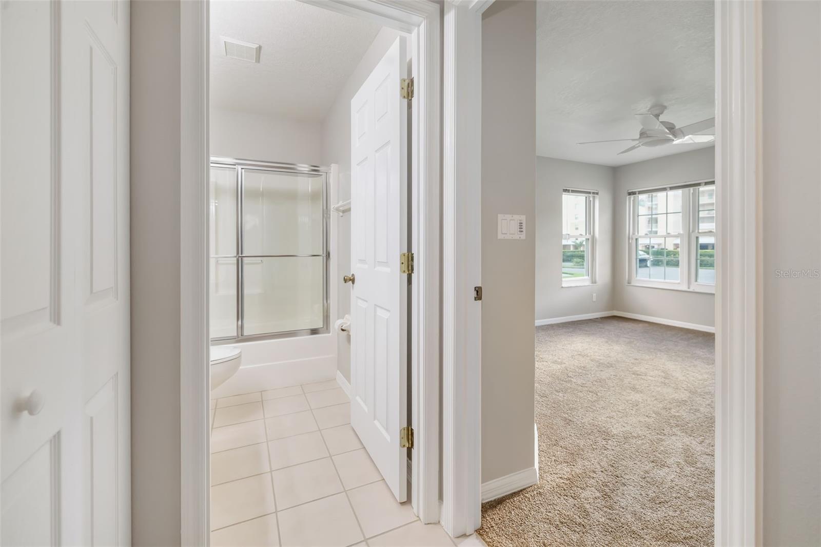 Image 26 of 46 For 2608 Edgewater Court