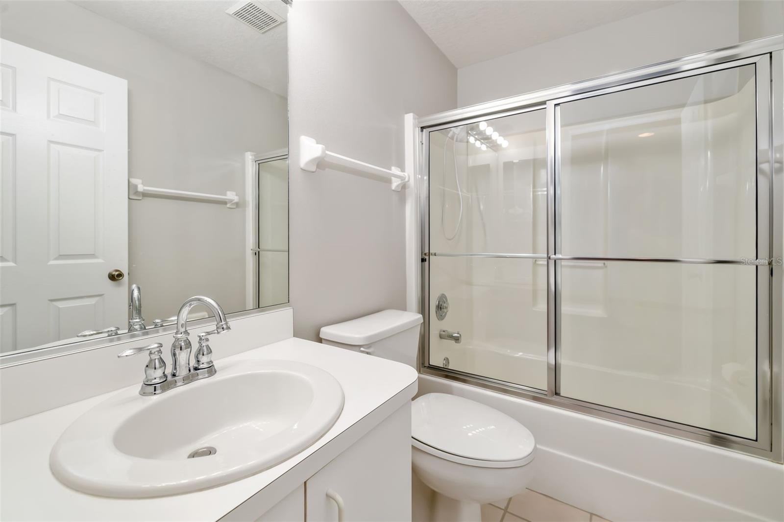 Image 29 of 46 For 2608 Edgewater Court
