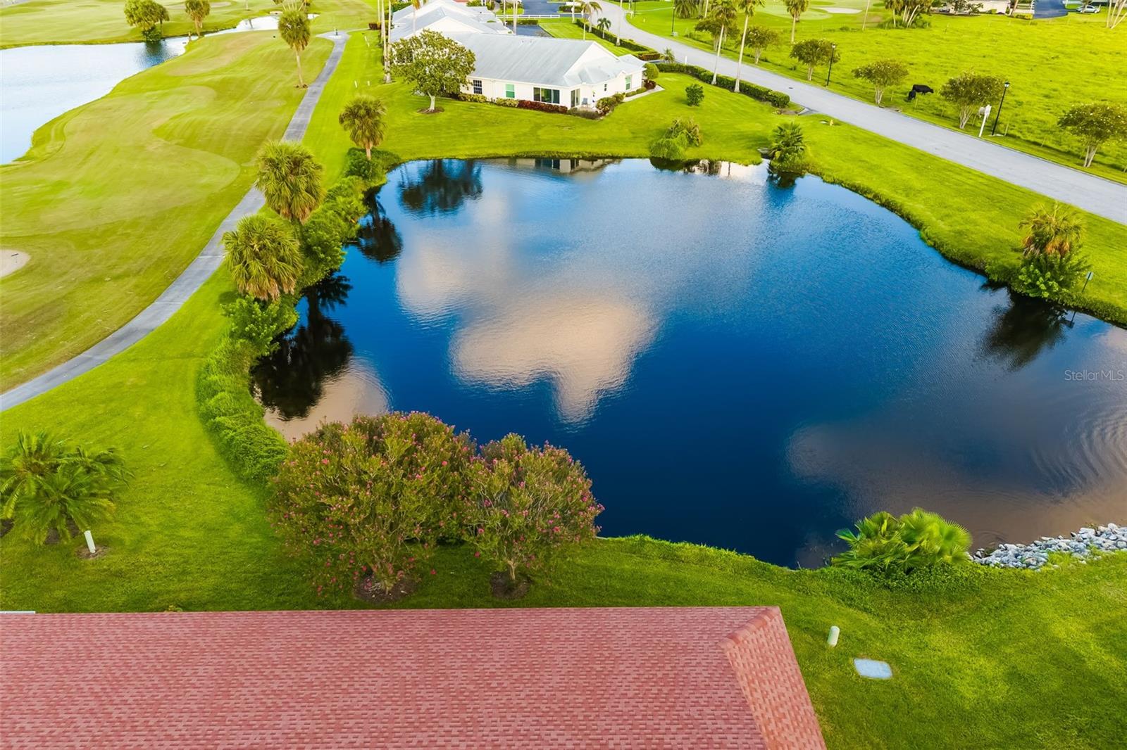 Image 32 of 46 For 2608 Edgewater Court