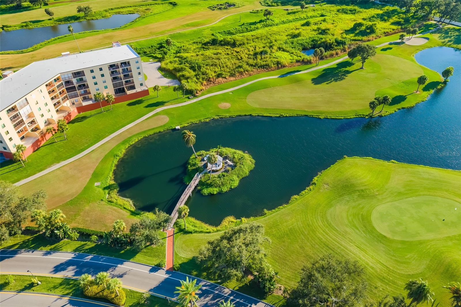 Image 41 of 46 For 2608 Edgewater Court