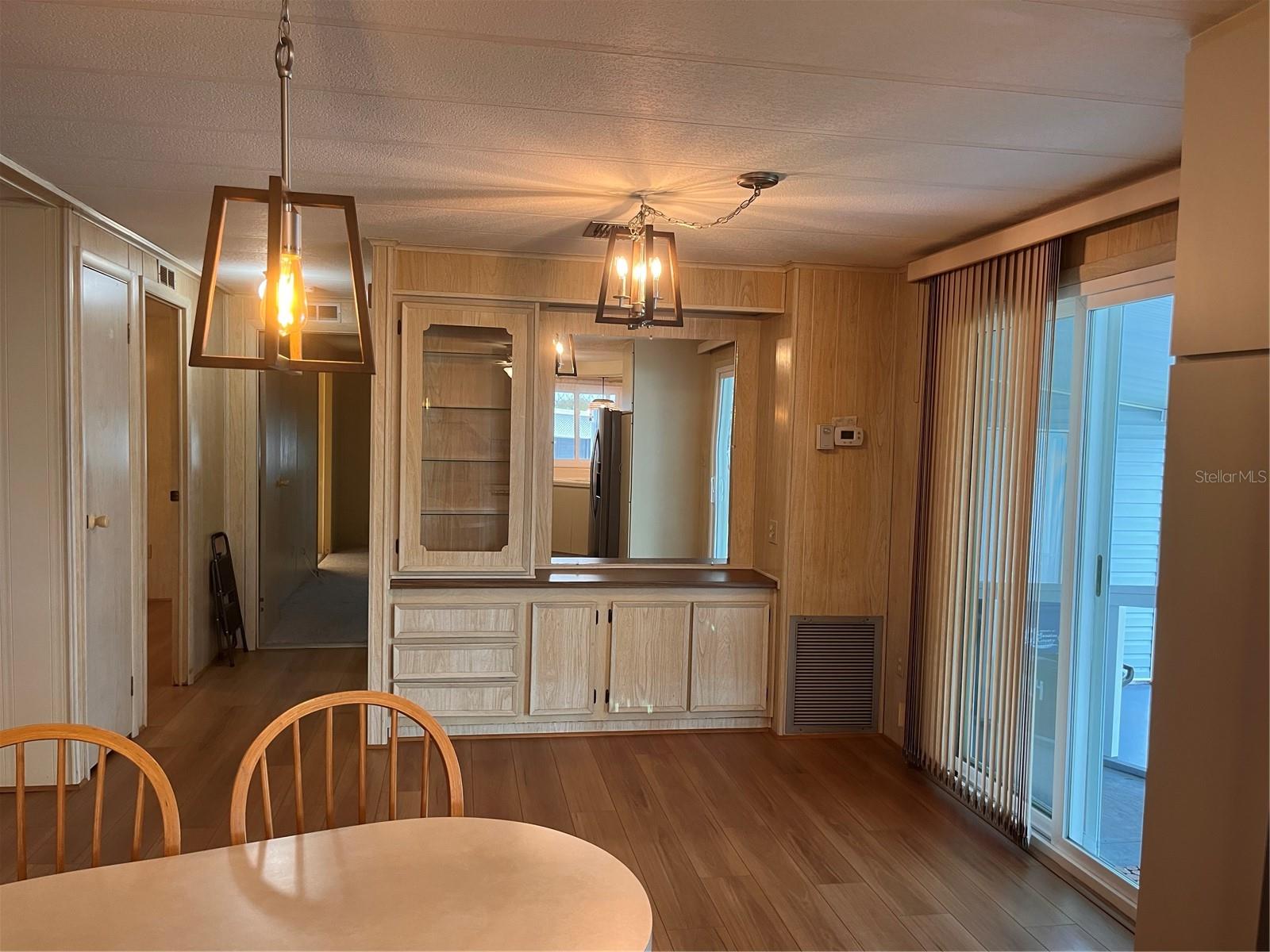 Image 10 of 28 For 5316 53rd Avenue E K14