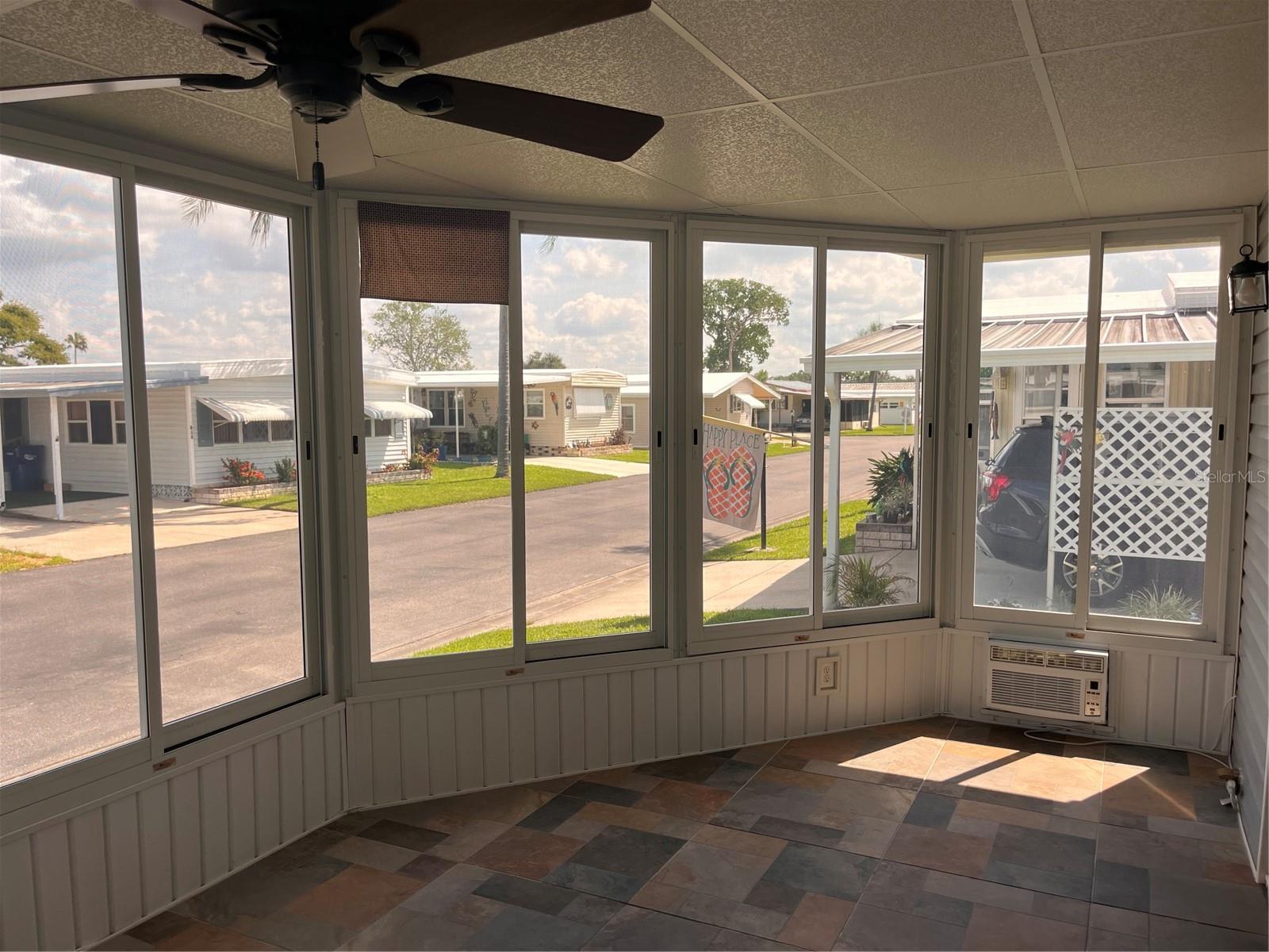 Image 15 of 28 For 5316 53rd Avenue E K14