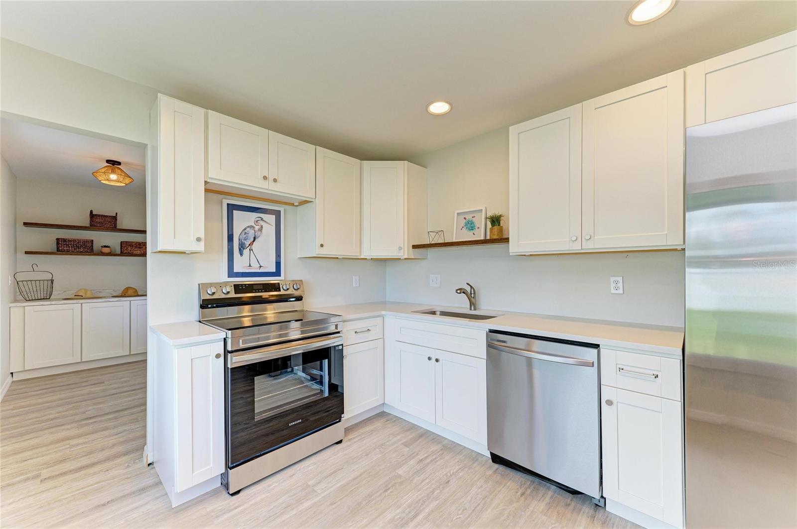 Image 13 of 39 For 3802 31st Avenue W