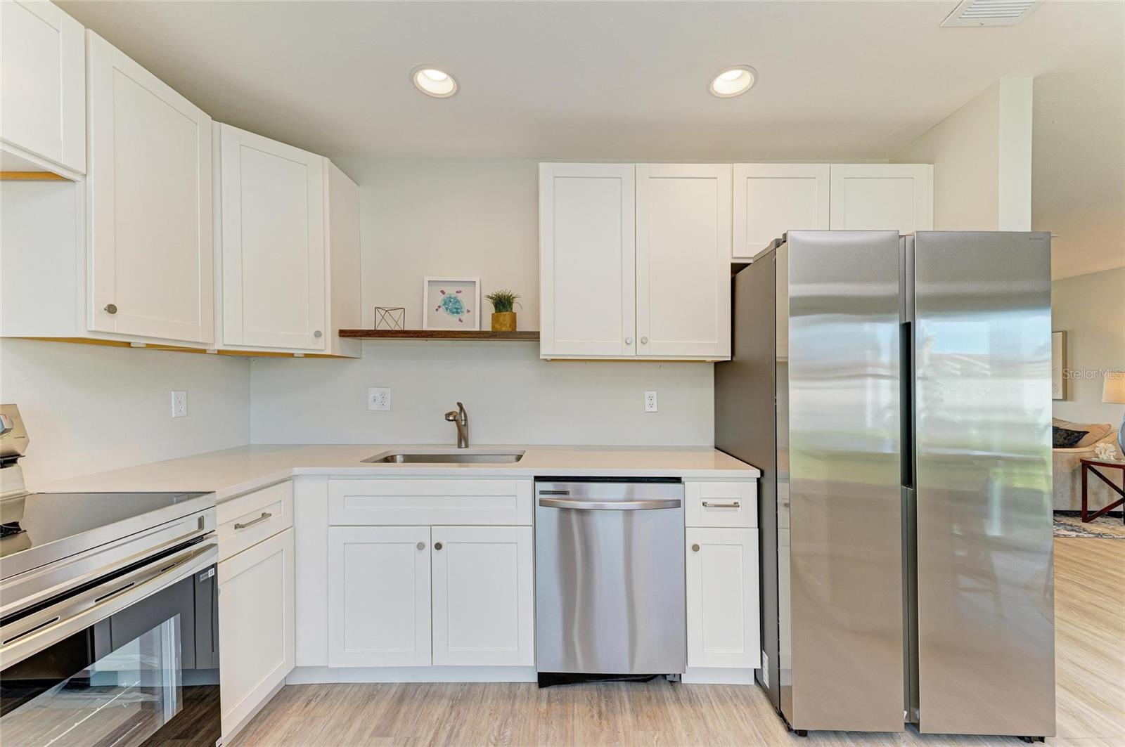 Image 14 of 39 For 3802 31st Avenue W