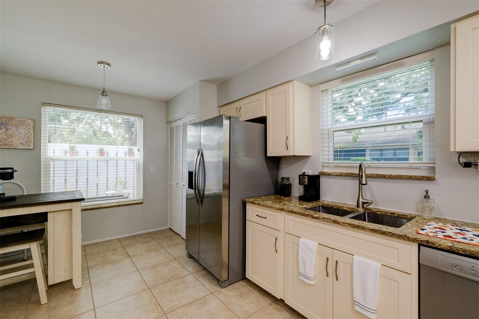 Image 19 of 65 For 3447 Tallywood Lane 7143