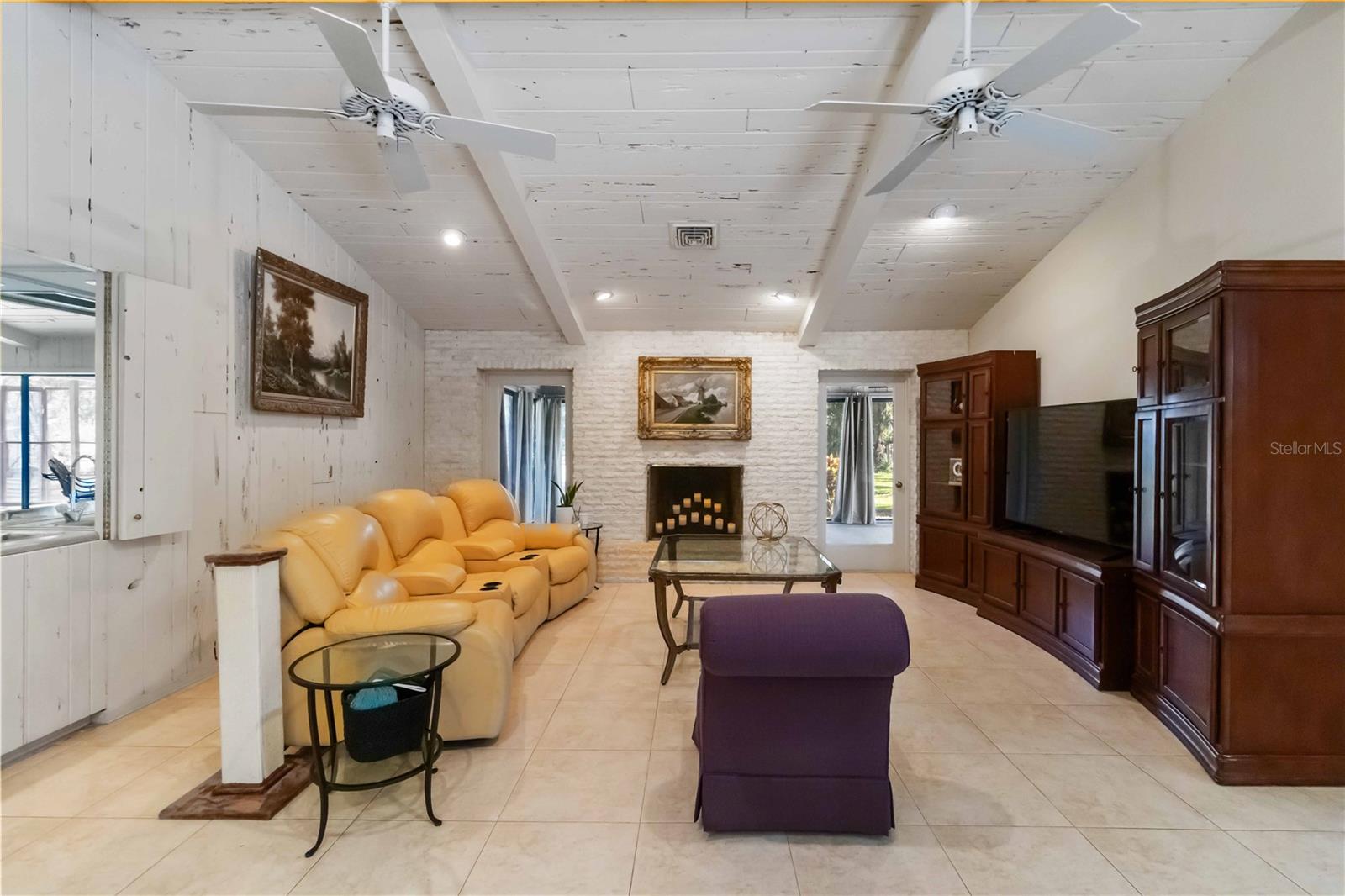 Image 16 of 59 For 701 Eaglenook Way