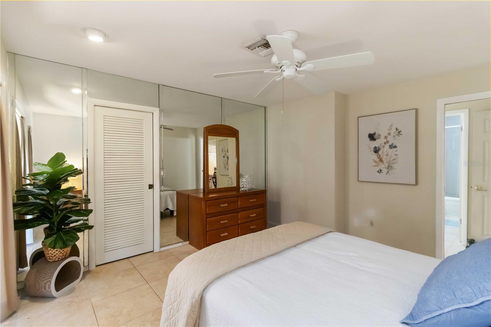 Image 26 of 59 For 701 Eaglenook Way