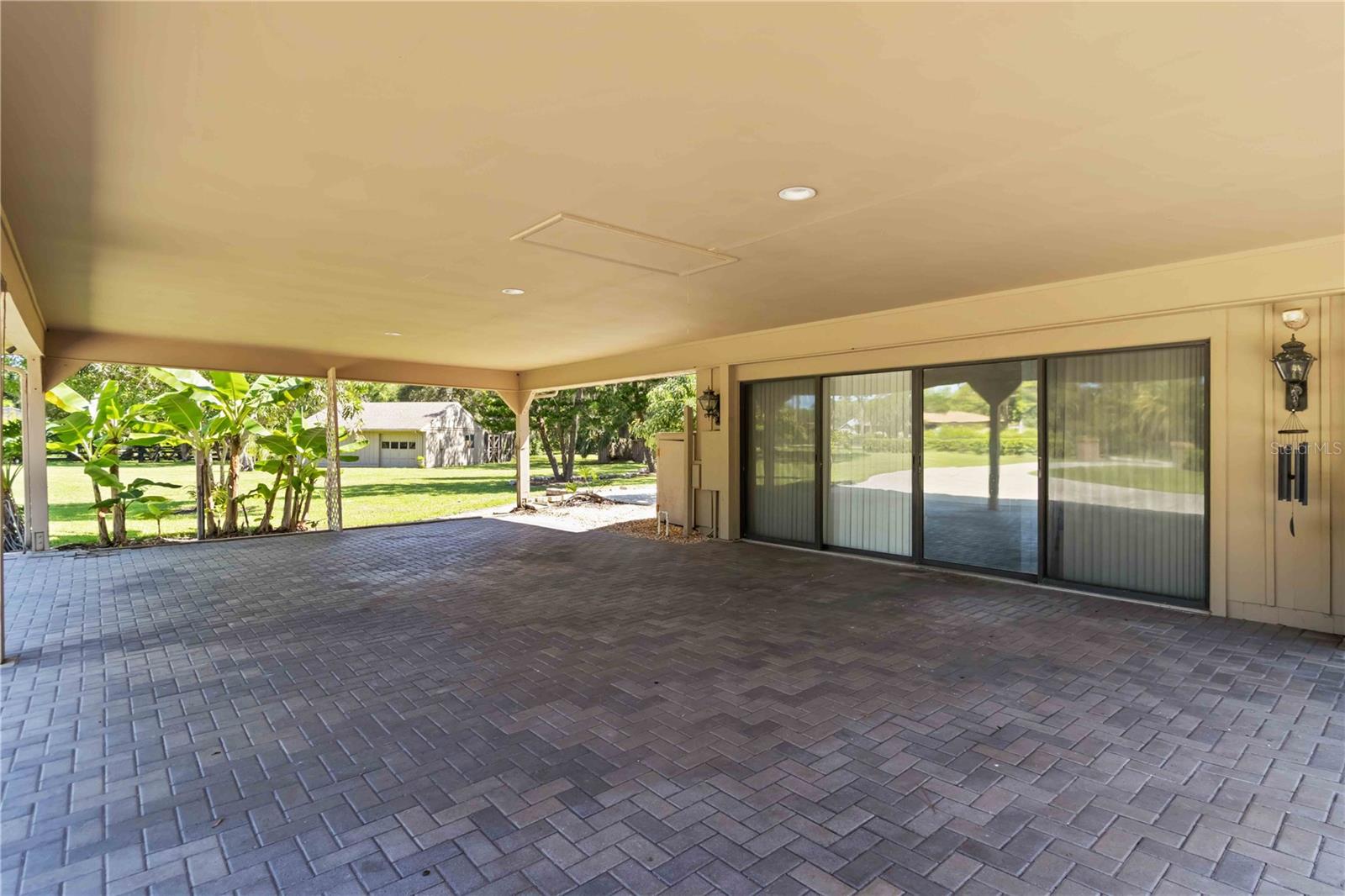 Image 4 of 59 For 701 Eaglenook Way