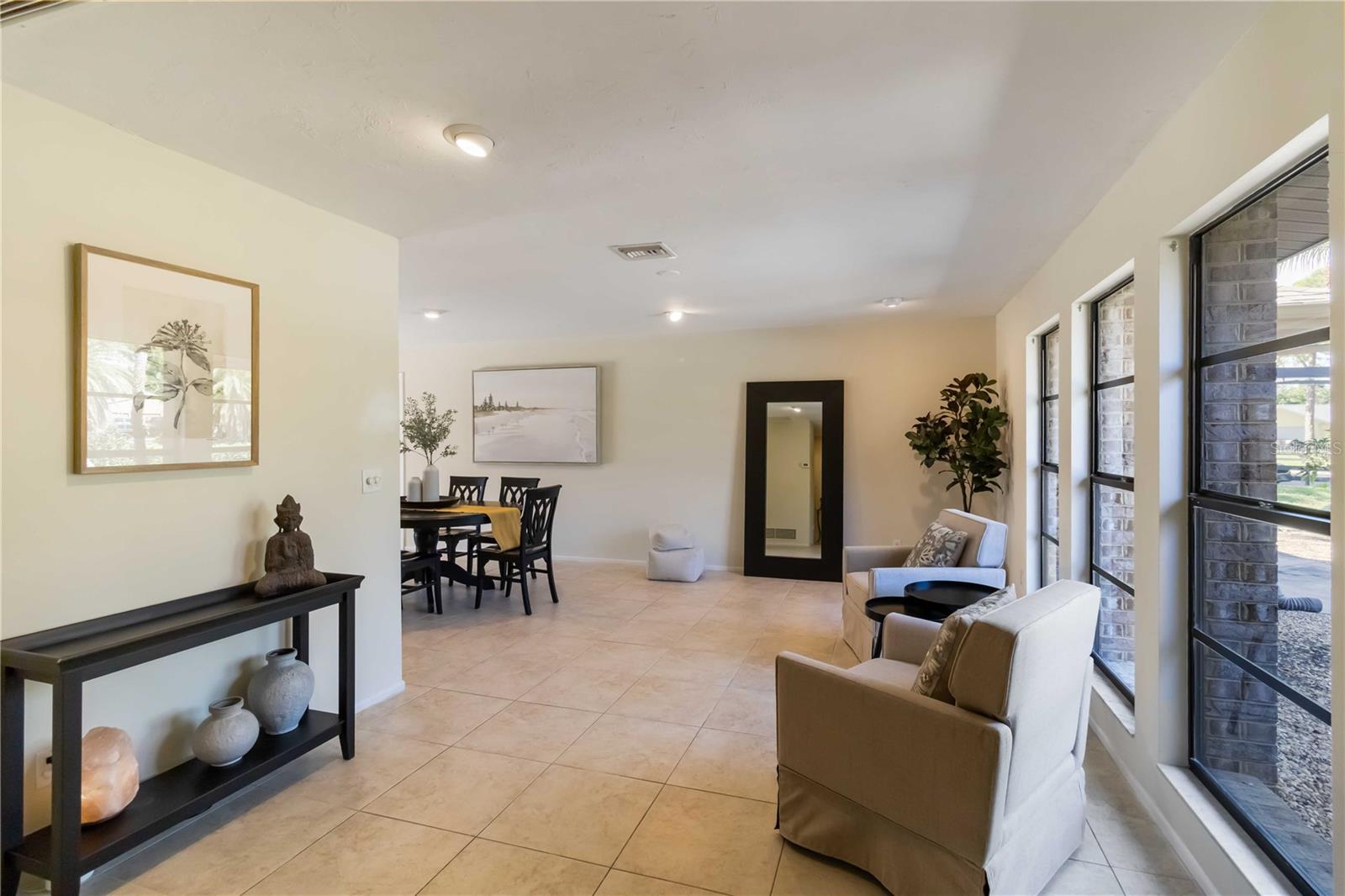 Image 9 of 59 For 701 Eaglenook Way