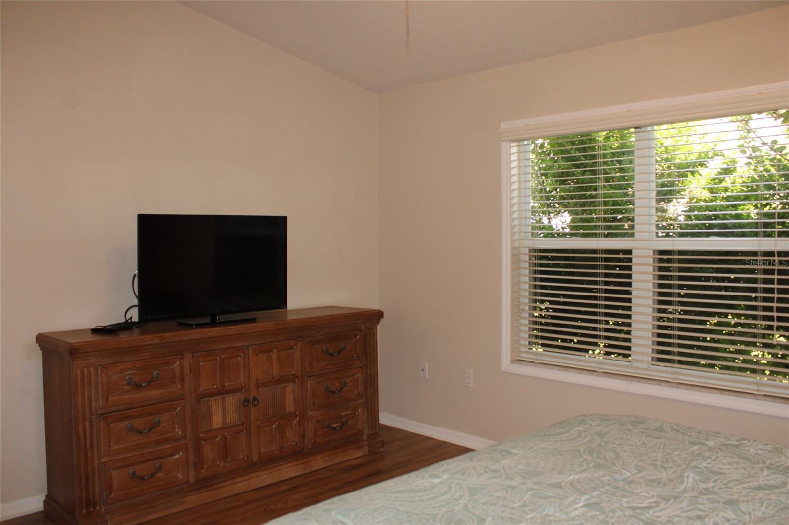 Image 21 of 47 For 3115 Live Oak Lane 30