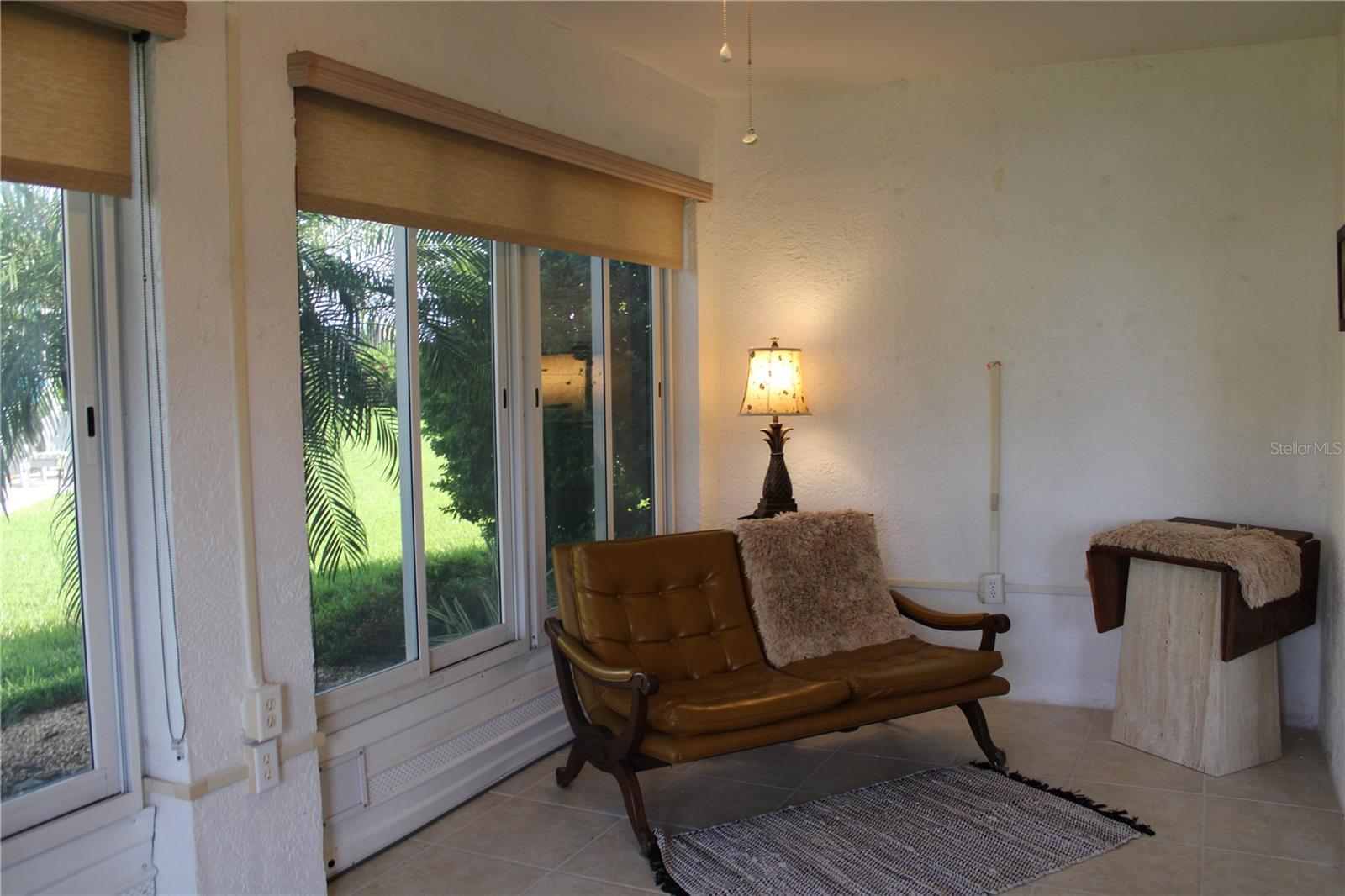 Image 34 of 47 For 3115 Live Oak Lane 30