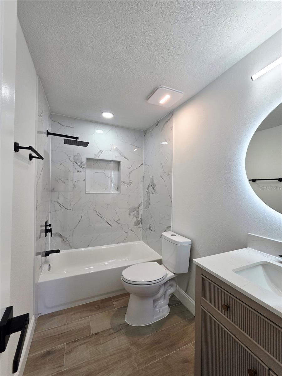 Image 11 of 43 For 6160 71st Avenue N