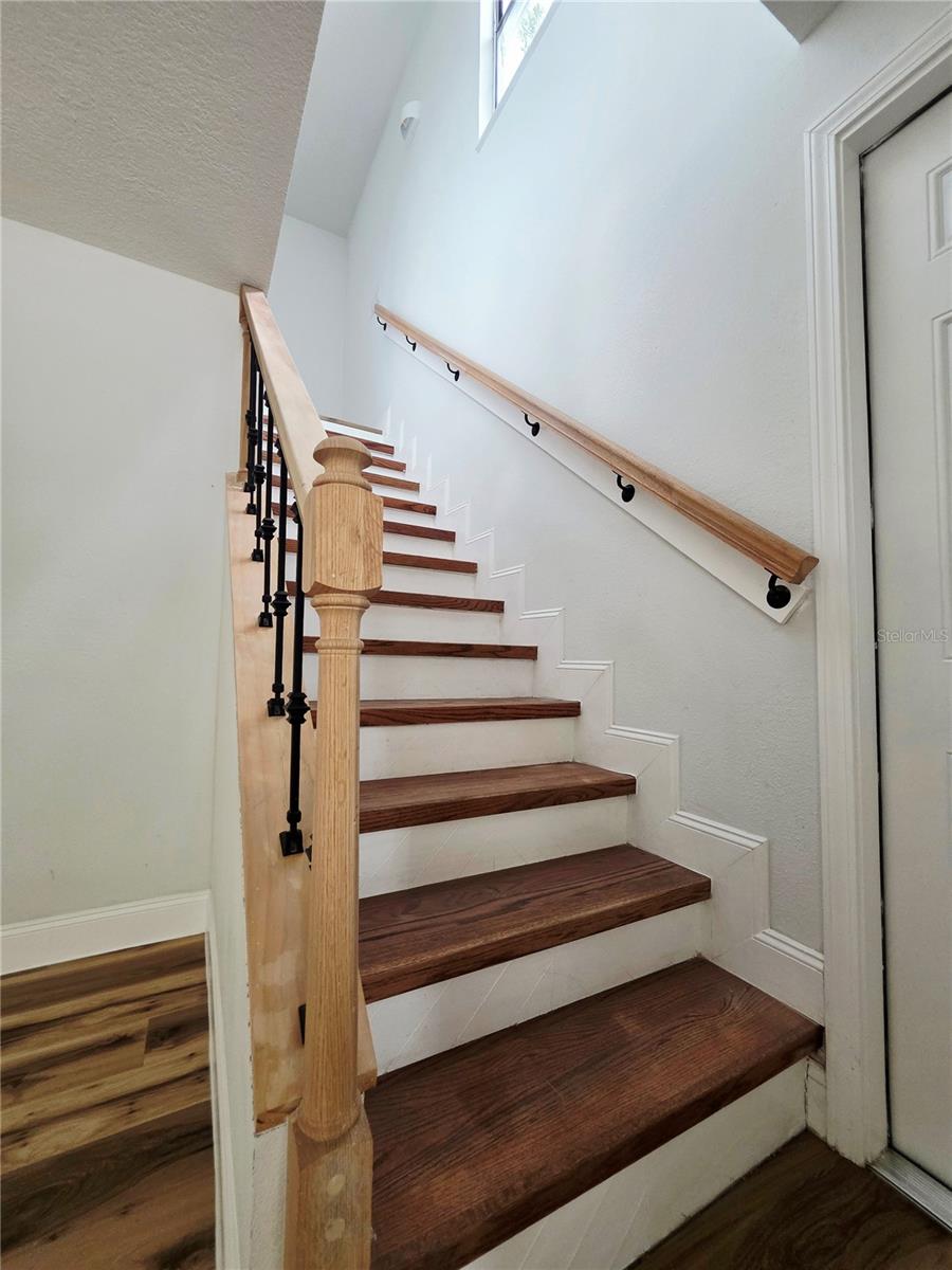 Image 22 of 43 For 6160 71st Avenue N