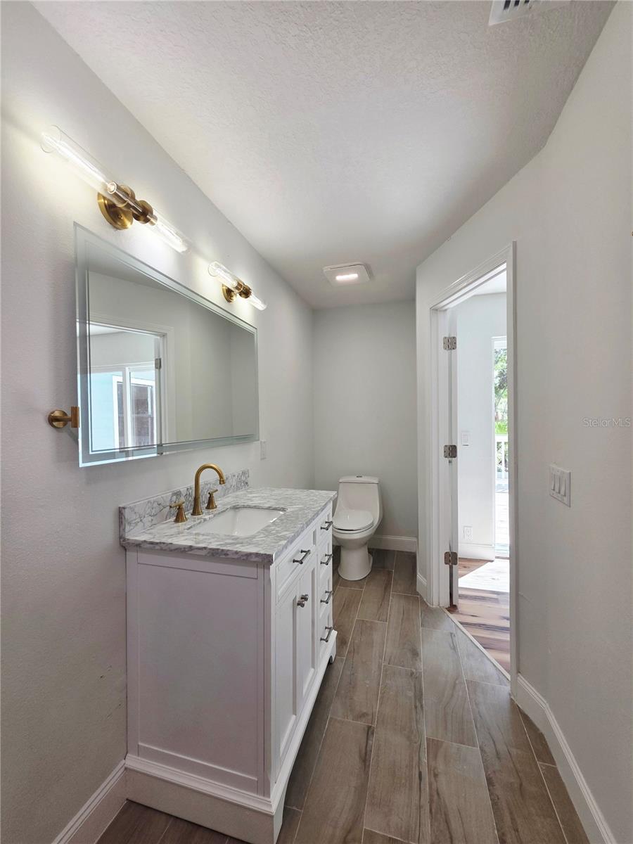 Image 33 of 43 For 6160 71st Avenue N